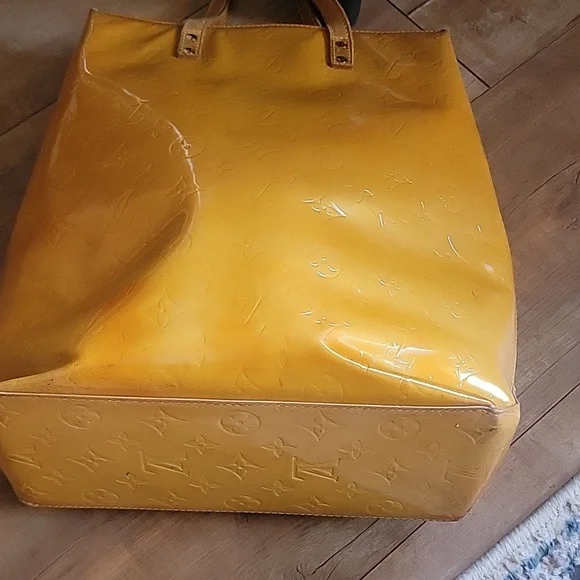Louis Vuitton VERNIS Mustard Patent Leather Tote with Brown Handles - Picture 11 of 13